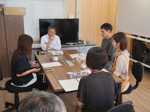 川崎地域内の事業所で働く従業員との懇談の様子1