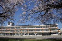 川崎小学校校舎外観